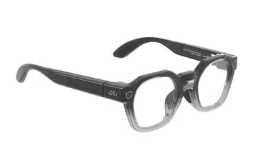 Cellid HJ1 AI Smart Glasses en degradado de oscuro a transparente, montura rectangular gruesa en vista de tres cuartos.